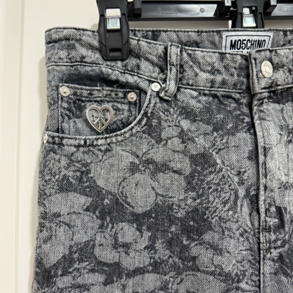 Moschino two tone black/grey floral jeans - size 26 - Picture 2 of 5